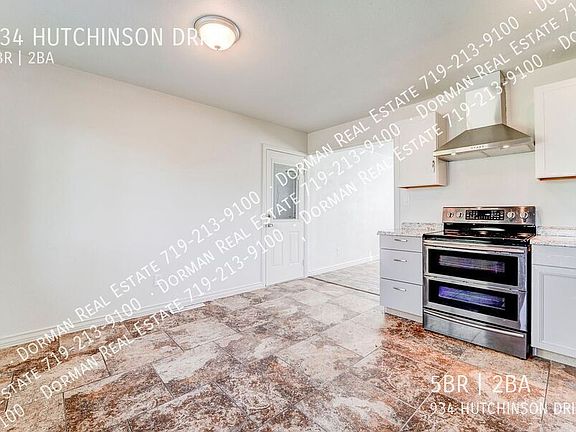 5th image of 934 Hutchinson Dr