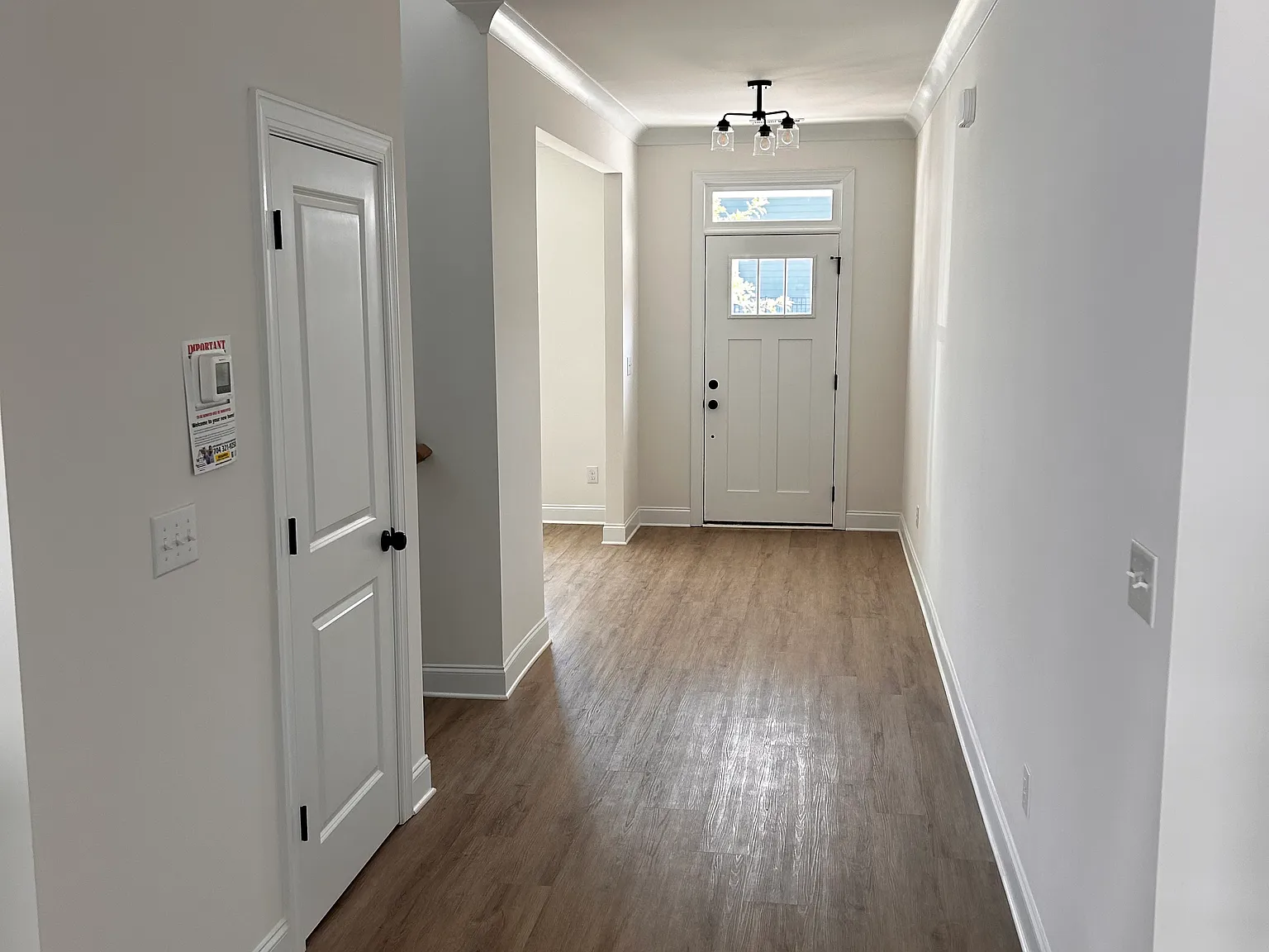 4 bed, 2872 sqft, $3,425 — Photo 4