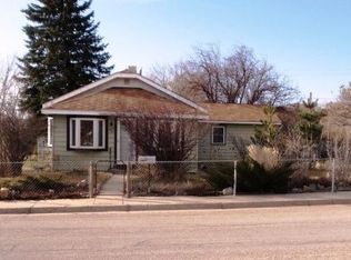 322 E Walnut St, Rawlins, WY 82301