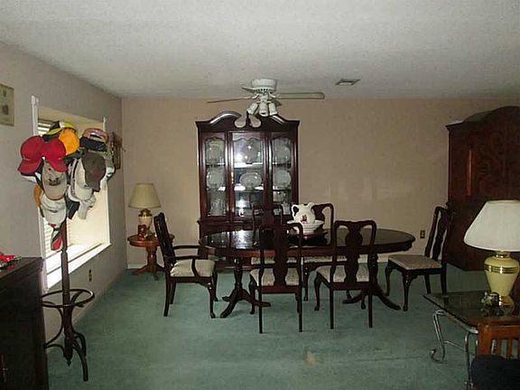 5th image of 2023 Dupont Dr