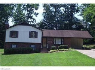 3612 Castleton Rd, Greensboro, NC 27406