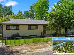 2839 Izzard Ln, Redding, CA 96001