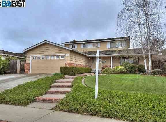 2nd image of 43060 Gallegos Ave