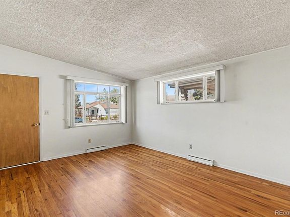 3rd image of 1018 S Krameria Street