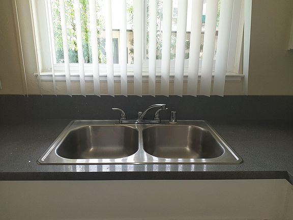 2nd image of 5480 Camden Ave #18