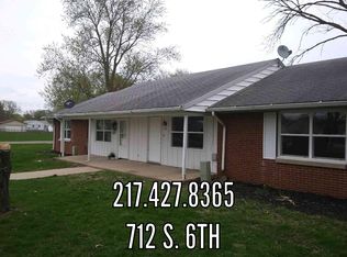 712 S 6th Ave, Hoopeston, IL
