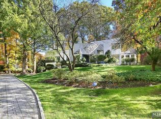 63 Forest Rd, Tenafly, NJ 07670