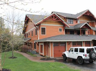 21 E Crooked Mountain Rd #E, Lincoln, NH 03251