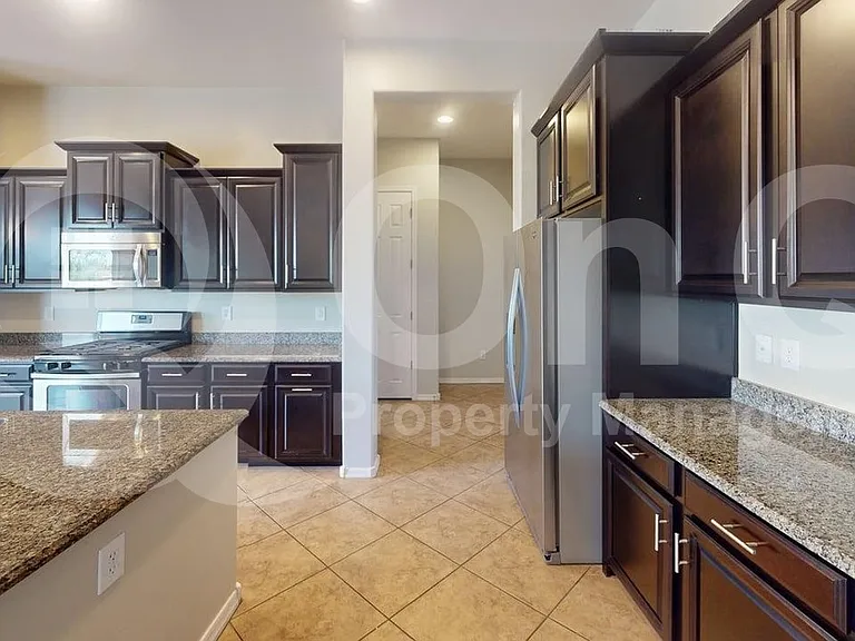 6492 W Whispering Windmill Ln — Photo 3