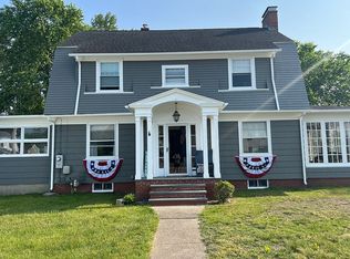 37 Willett Ave, Riverside, RI 02915