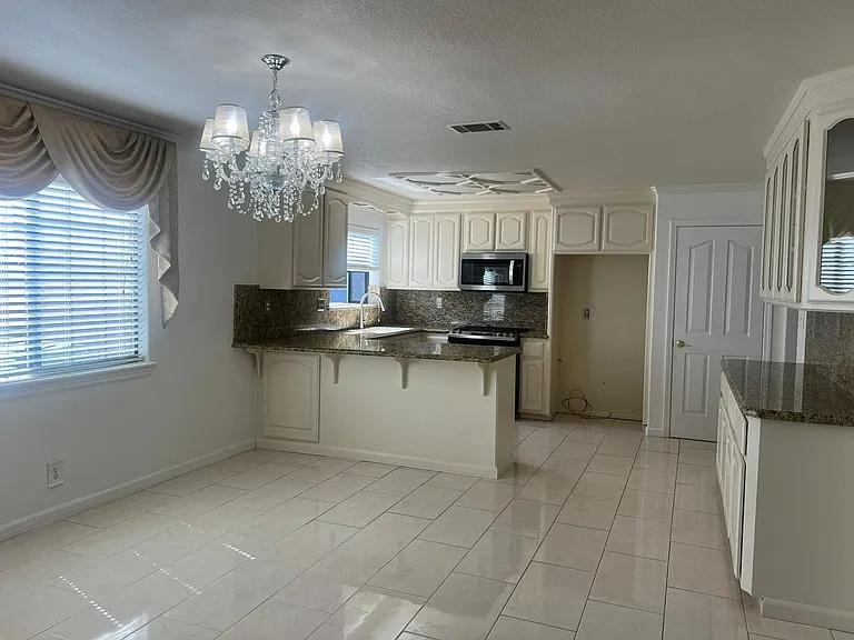 2488 Shilshone Cir — Photo 26