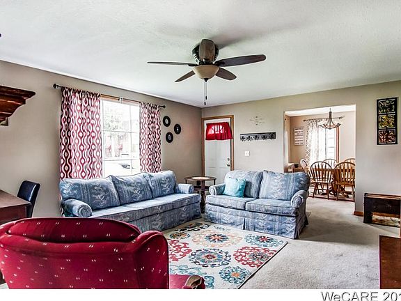 5th image of 1919 Hillcrest Dr