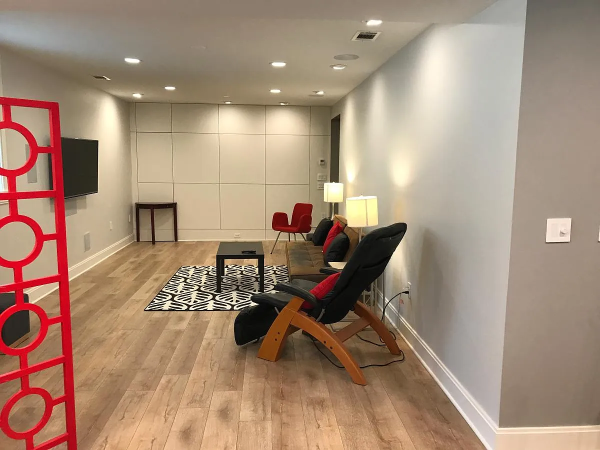 2 bed, 1500 sqft, $5,500 — Photo 3