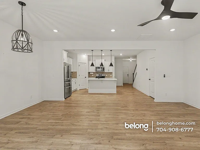 11408 Magpie Ct — Photo 11