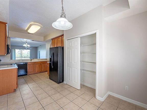 4th image of 9435 MYRTLE CREEK LANE #311