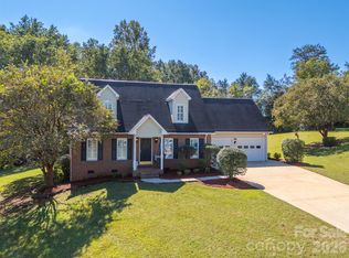 131 Cameron Dr, Rutherfordton, NC 28139
