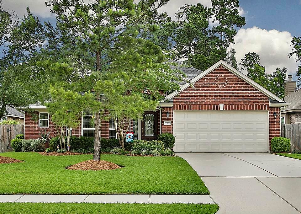 1st image of 13715 Windsor Garden Ln
