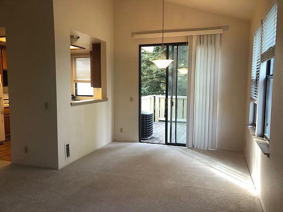 5th image of 637 Cherry Ave #637
