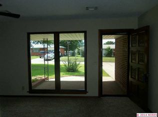 442 NE Elmhurst Ave, Bartlesville, OK 74006