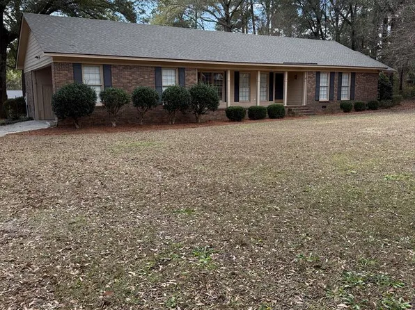 150 Pineridge Dr, Leesburg, GA 31763