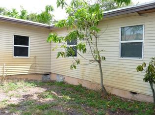 525 Southridge Rd, Delray Beach, FL 33444