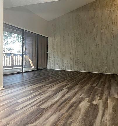 2nd image of 940 E Michigan St #1-14747496