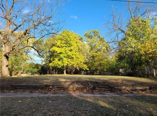 440 S Haworth Ave, Decatur, IL 62522