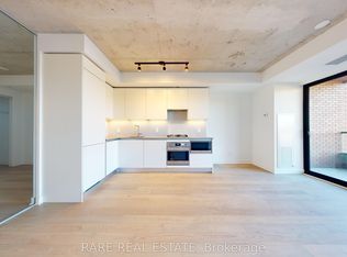 2720 Dundas St W #317, Toronto, ON M6P1Y2