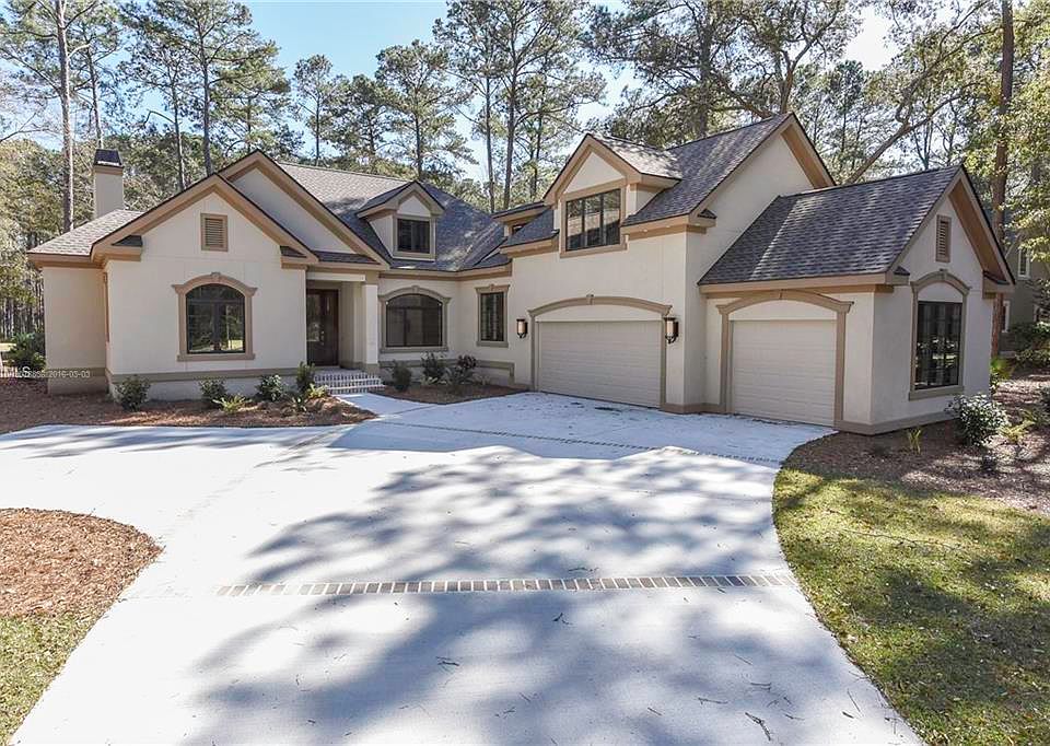 1st image of 736 Colonial Dr