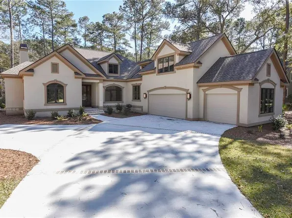 736 Colonial Dr, Hilton Head Island, SC 29926
