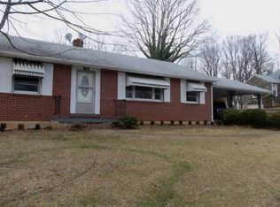 1301 Chatham Rd, Martinsville, VA 24112