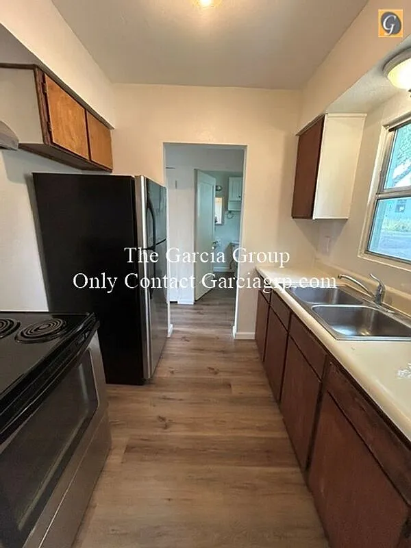 1 bed, 1.0 bath, 500 sqft, $1,195 — Photo 2