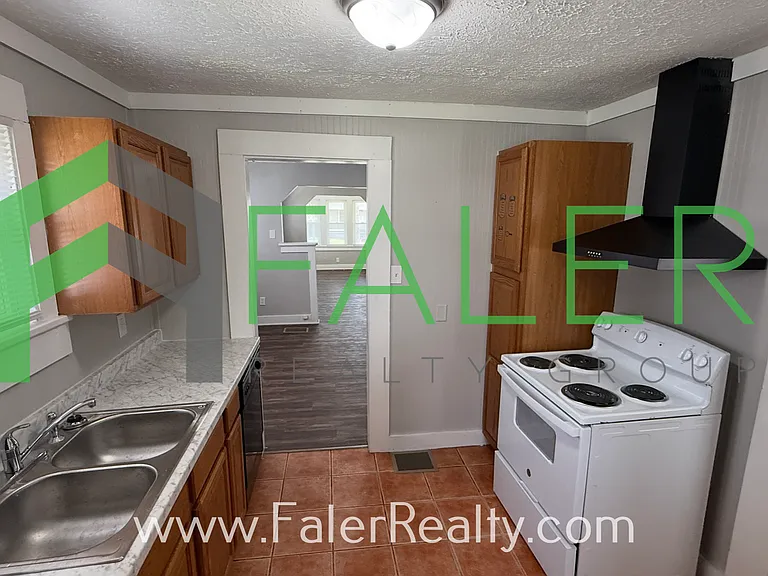 1763 Suman Ave — Photo 11