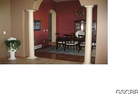 4th image of 954 N Falcon Ct