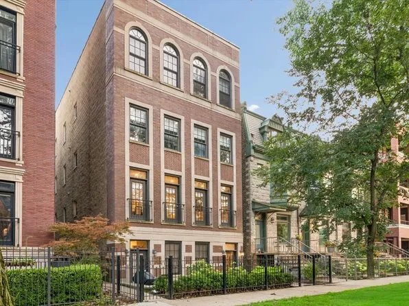 953 W Montana St APT 3, Chicago, IL 60614