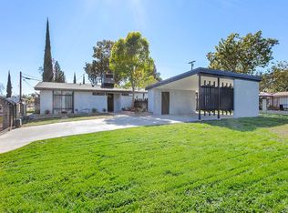 19330 Lorne St, Reseda, CA 91335