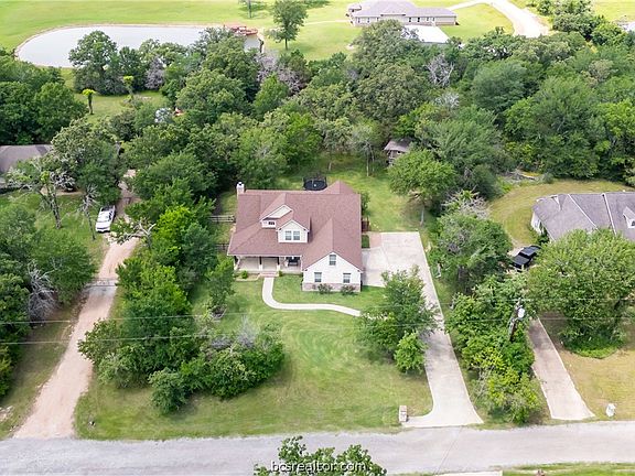 2nd image of 9669 Woodview (pvt) Dr