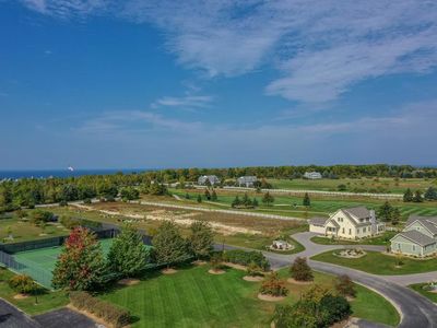 5242 Cobblestone Cir #24, Egg Harbor, WI, 54209