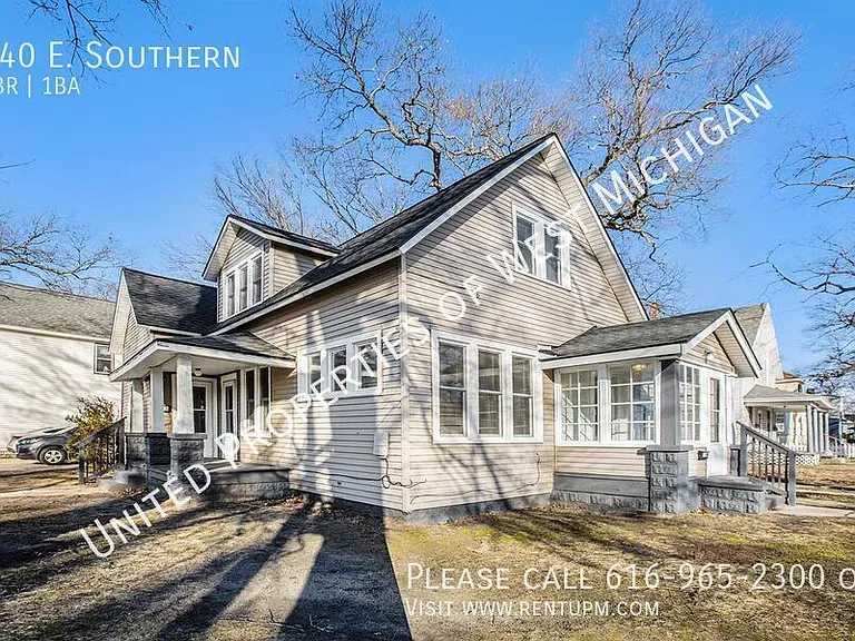 140 E Southern Ave — Photo 14