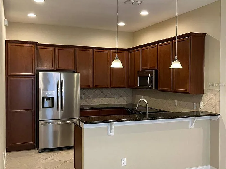 11896 Fiore Dr — Photo 3