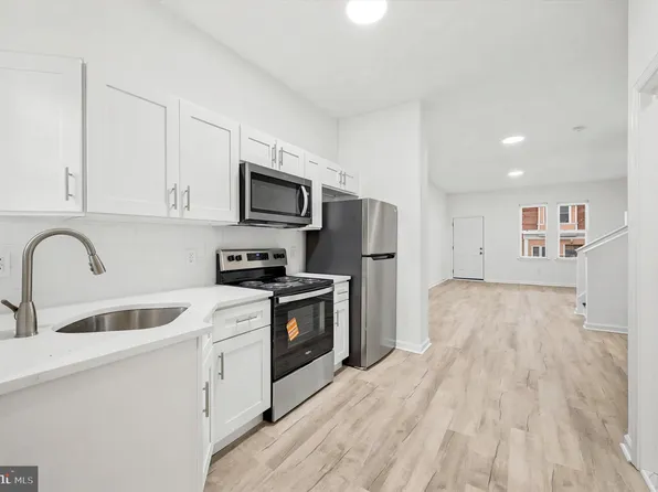 3736 N 17th St, Philadelphia, PA 19140