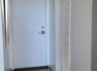 6030 N Sheridan Rd APT 510, Chicago, IL 60660