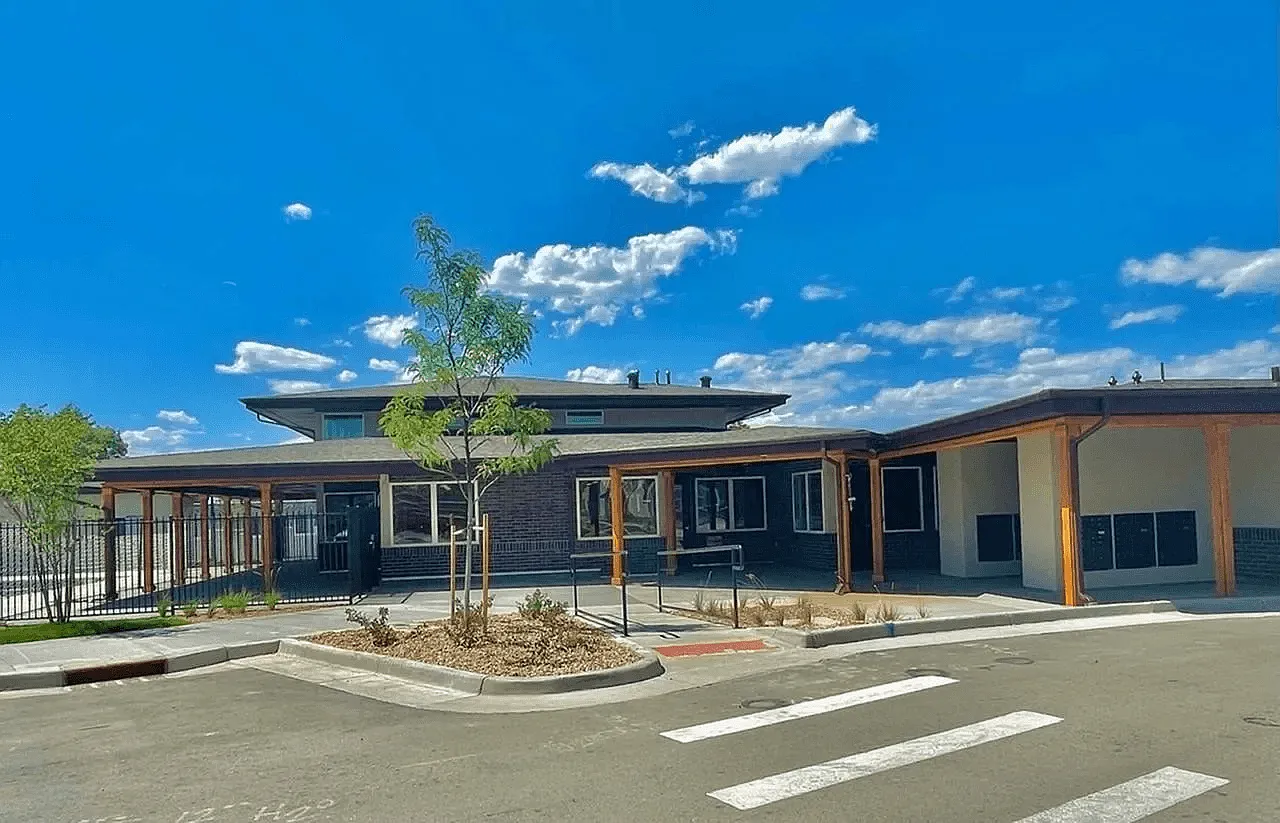 Range View Apartments — Photo 1