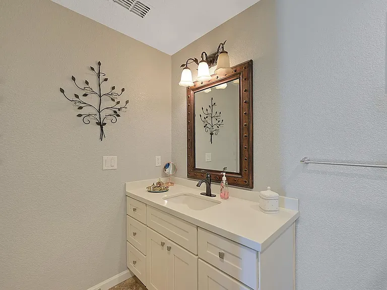 2052 Gold River Dr — Photo 49
