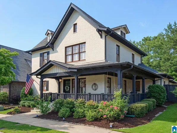 2438 Northampton Dr, Hoover, AL 35226