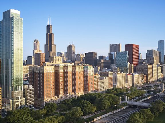 2nd image of 808 S Michigan Ave APT 4204