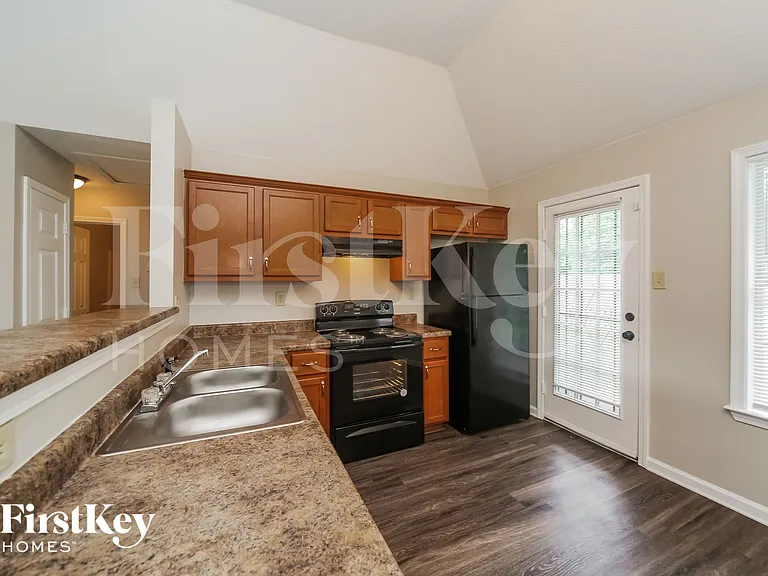 4194 Rainey Woods Dr — Photo 5