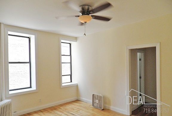2nd image of 941 Washington Ave #0A
