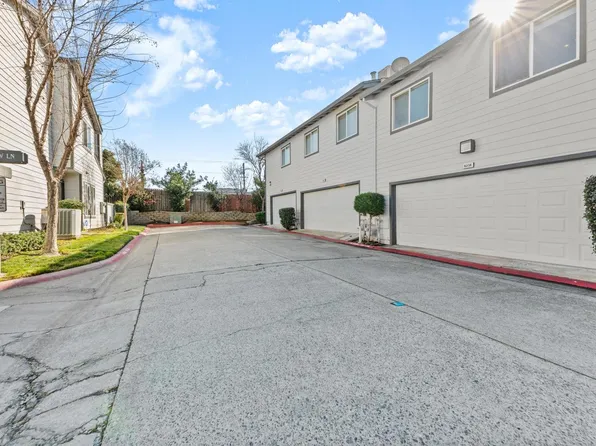 6238 Oak Valley Ln, Citrus Heights, CA 95621