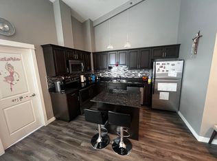 702 Hart Rd #402, Saskatoon, SK S7M5B4